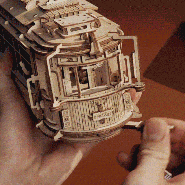 Classic City Tram 3D Puzzle