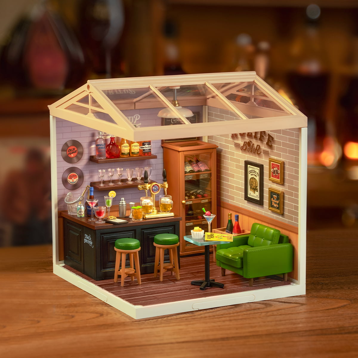 Leisurely Cheers Bar DIY Miniature House