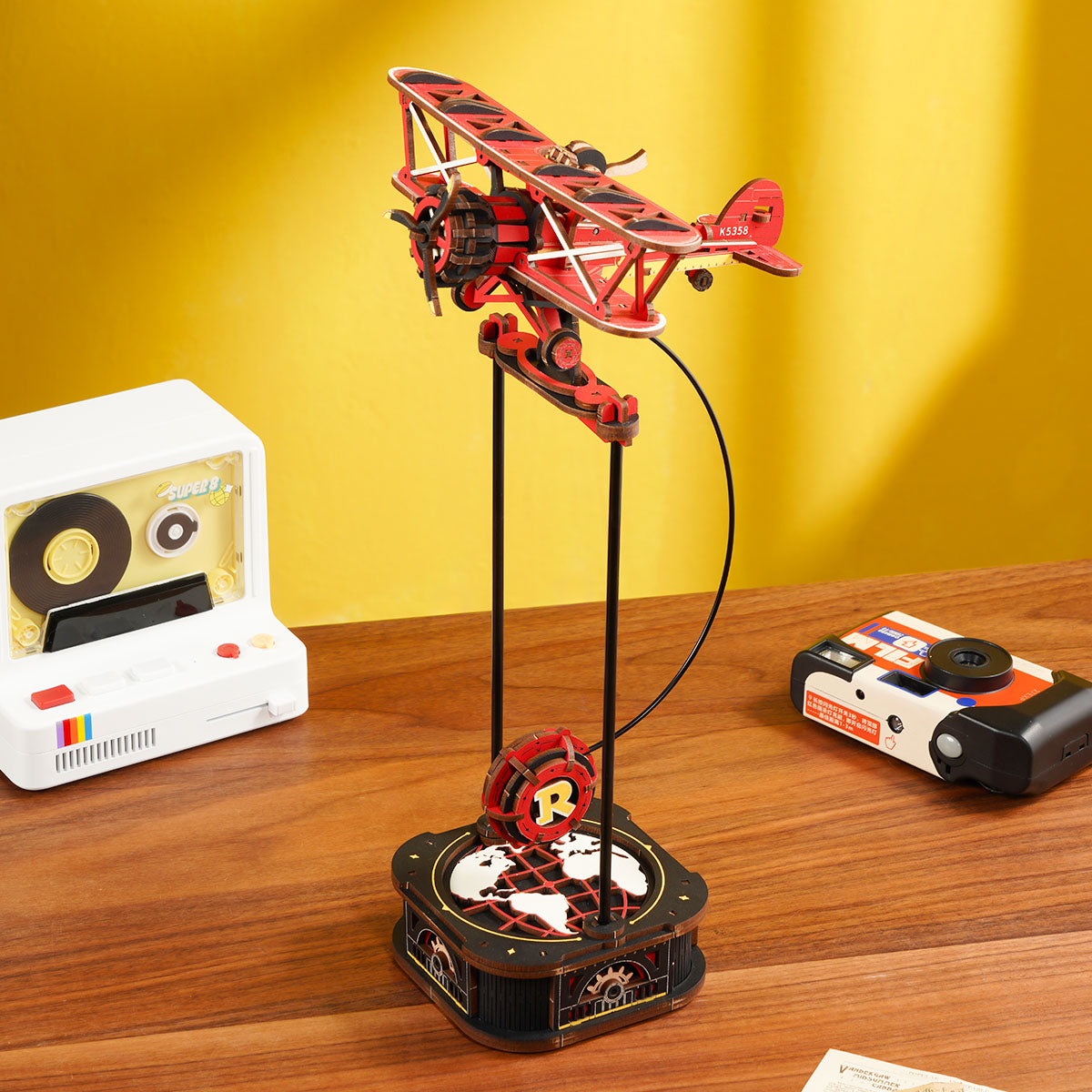 Sky Captain Pendulum Balance Toy 3D Puzzle