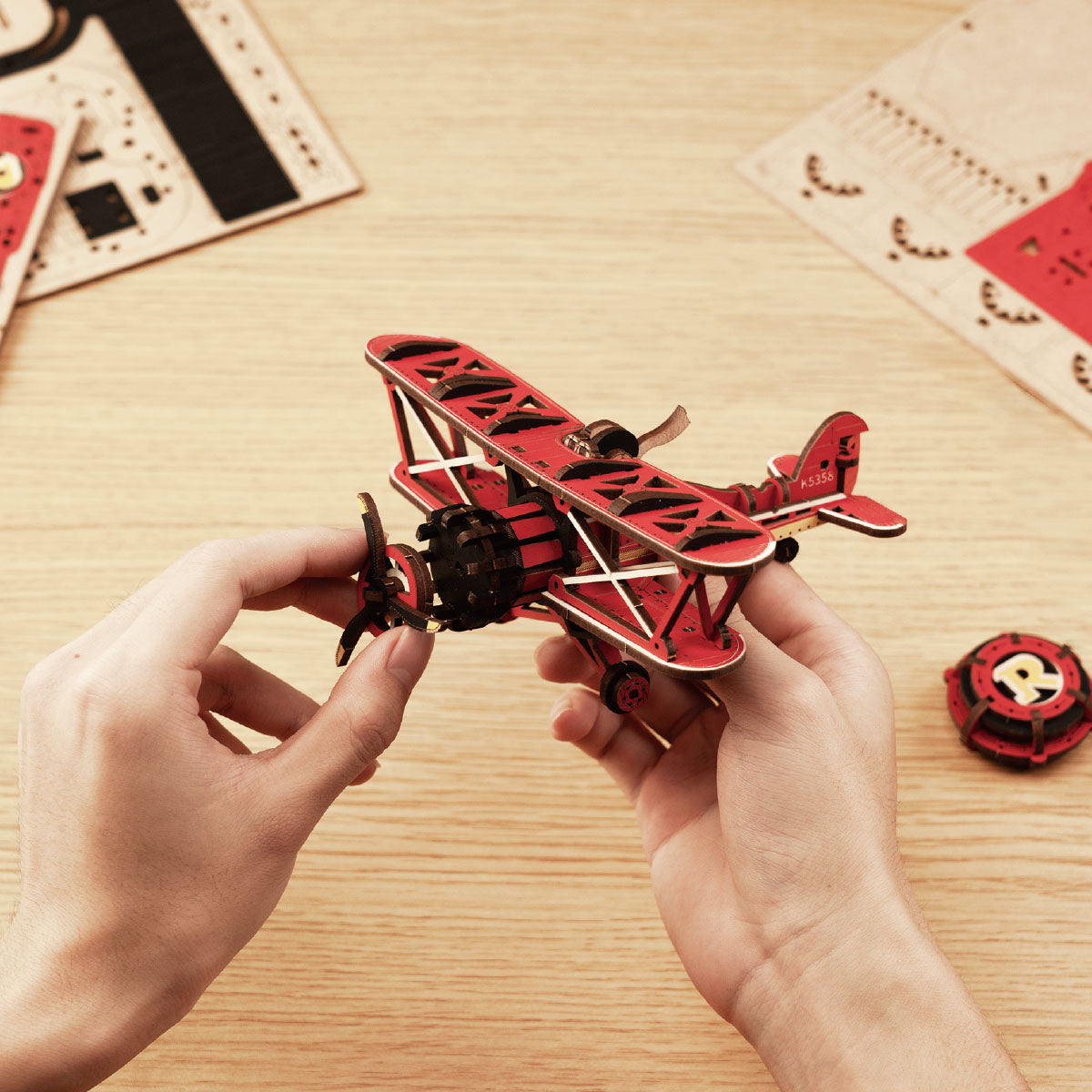 Sky Captain Pendulum Balance Toy 3D Puzzle