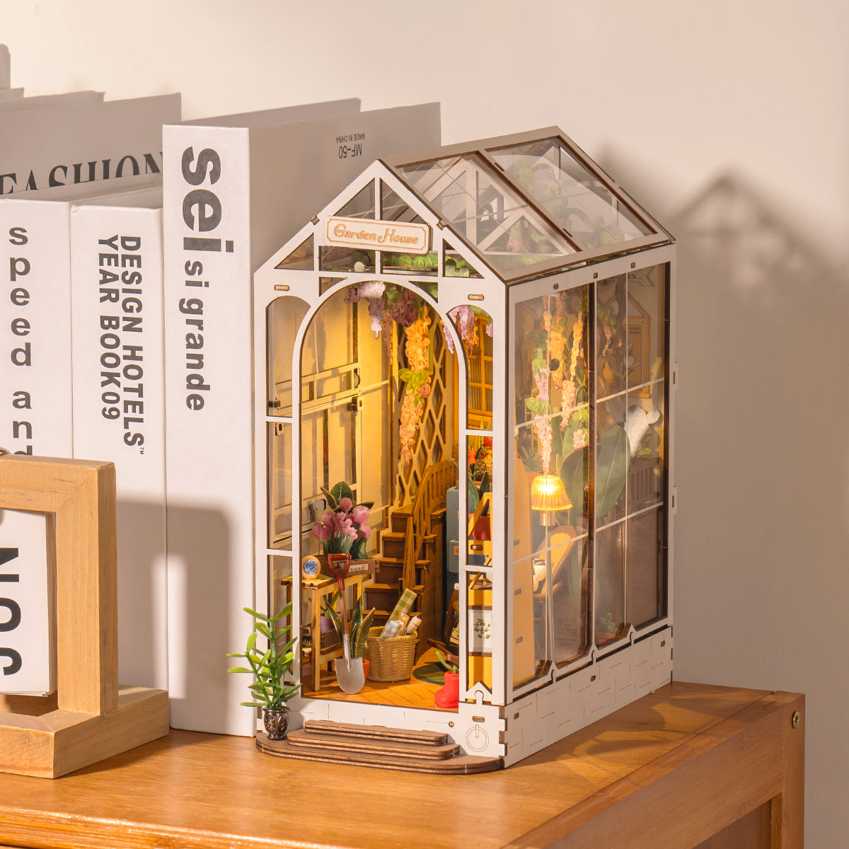 Holiday Garden House DIY Book Nook