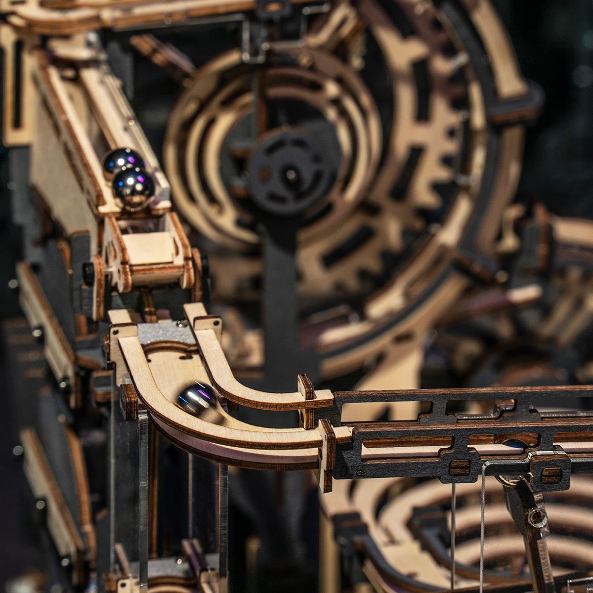 Night City Marble Run 3D Puzzle