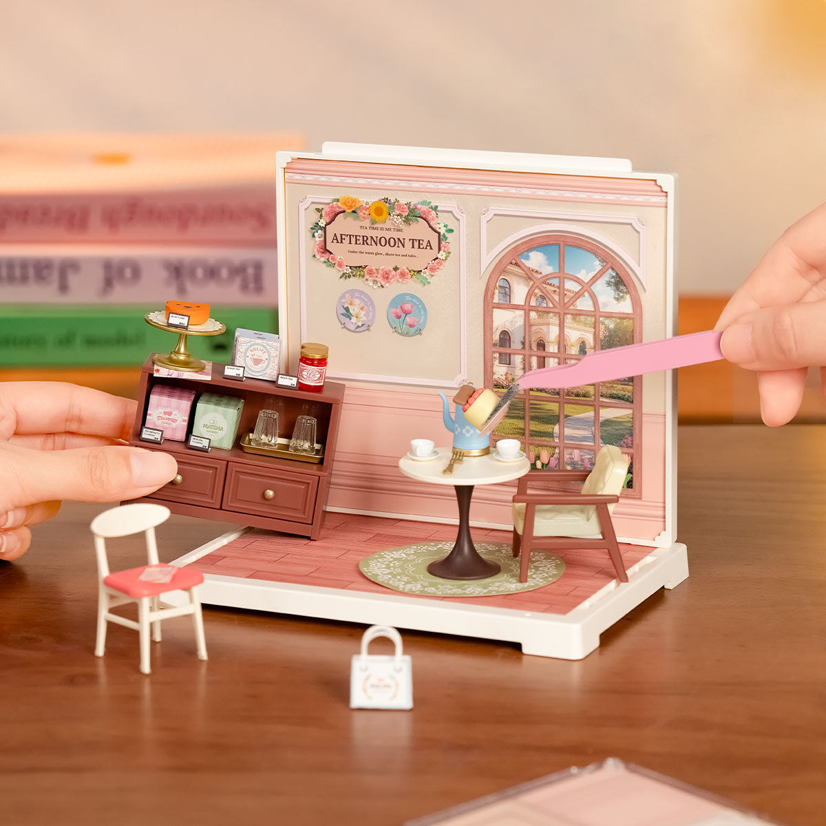 Honey Tea Lounge DIY Miniature House