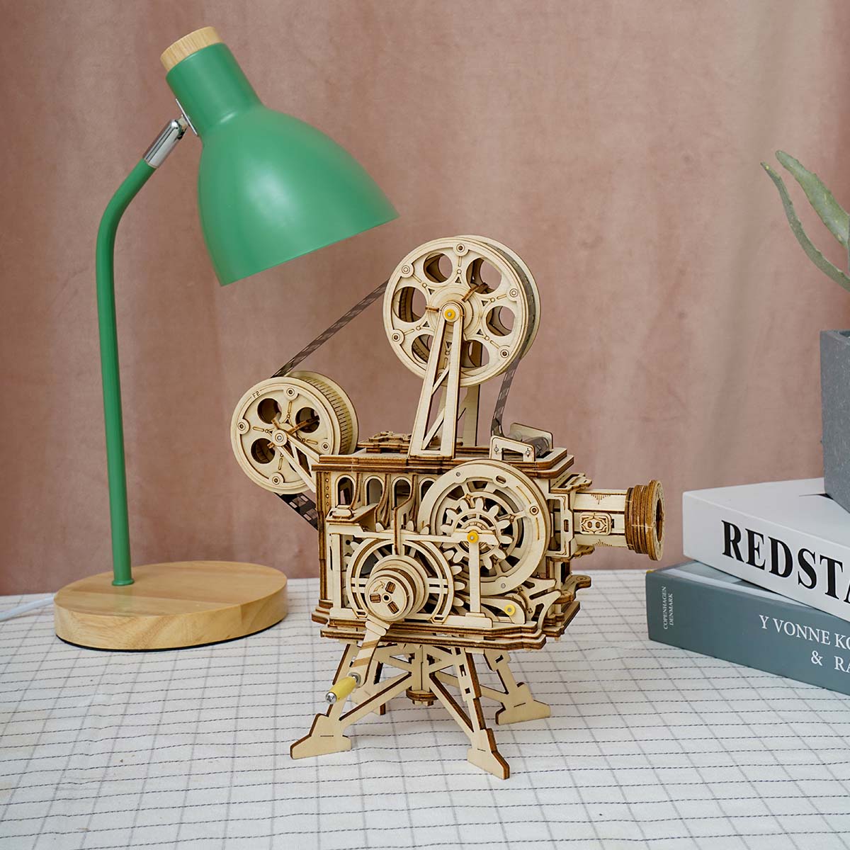 Vitascope Movie Projector 3D Puzzle