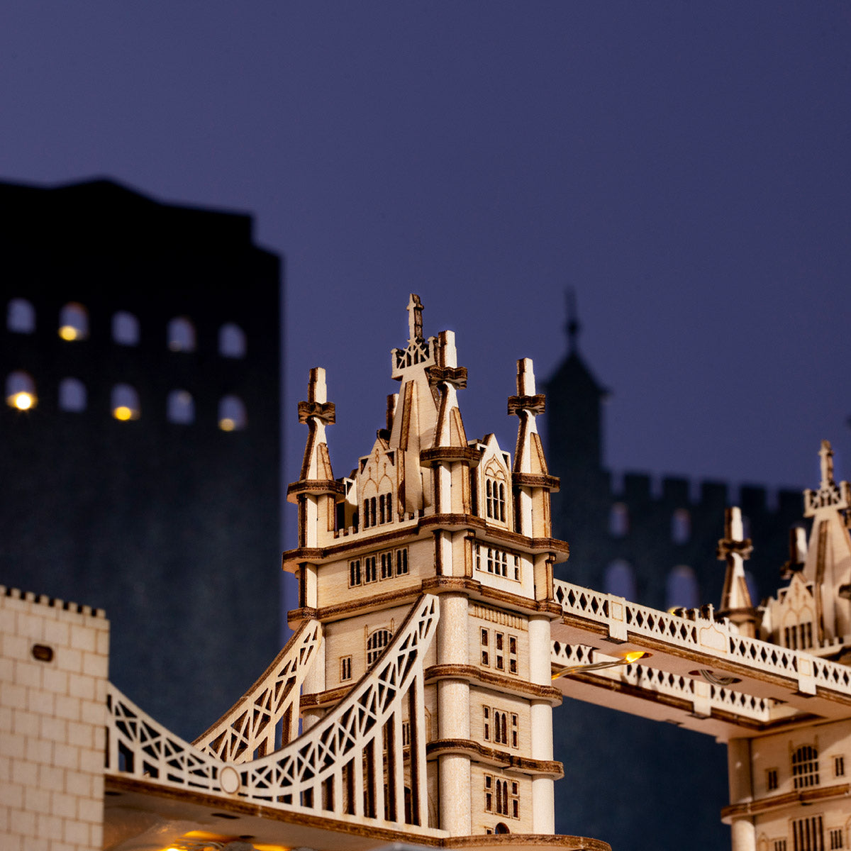 Tower Bridge with Lights 3D Puzzle