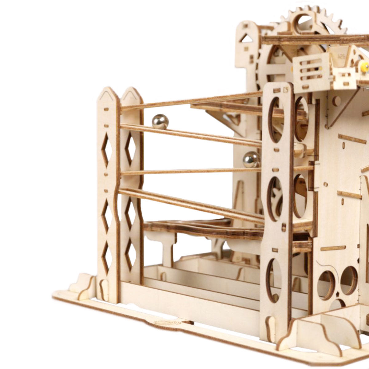 Explorer Swingback Wall Marble Run