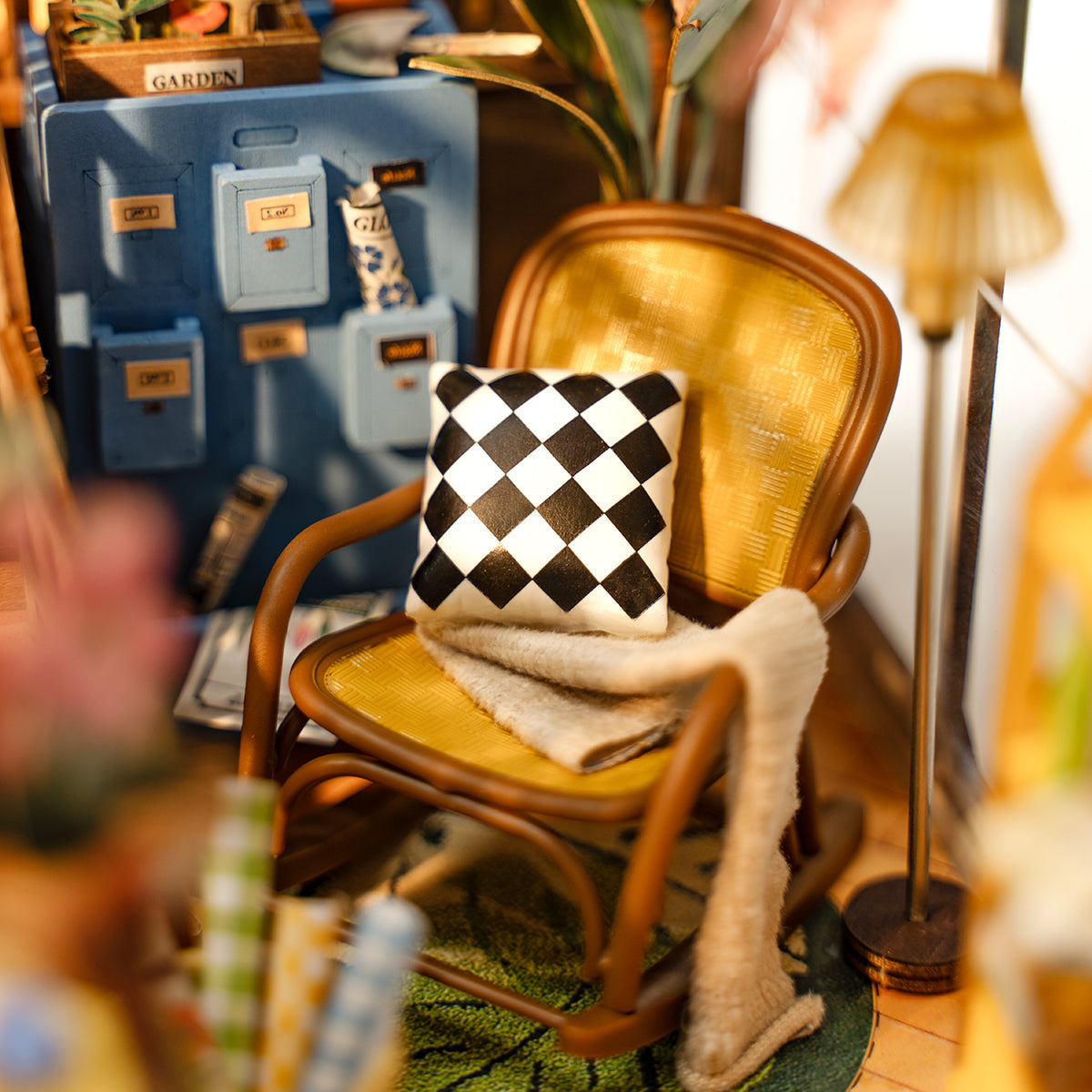 Holiday Garden House DIY Book Nook