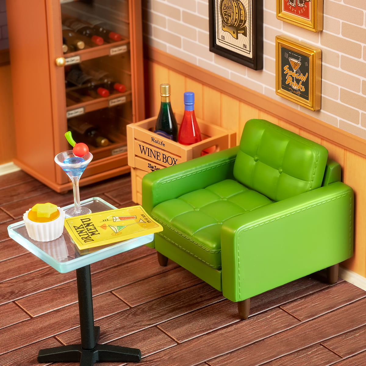 Leisurely Cheers Bar DIY Miniature House